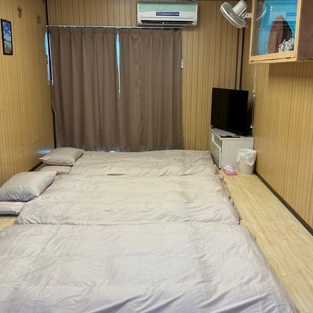 Okinawa Naha Jinjin -沖縄伝統体験型宿じんじん- Ngoại thất bức ảnh