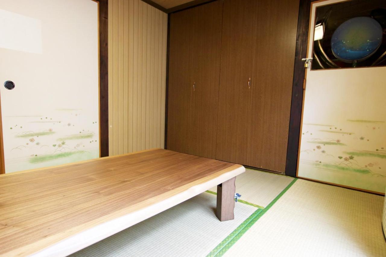 Okinawa Naha Jinjin -沖縄伝統体験型宿じんじん- Ngoại thất bức ảnh